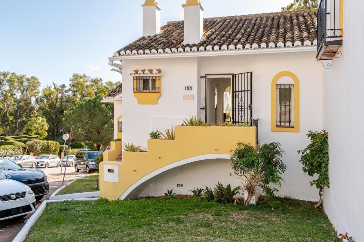 Casa Tropicana Family & Golf